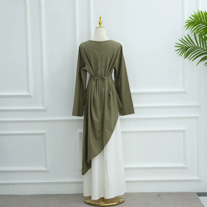 Tenue islamique élégante et décontractée pour tous les jours, ensemble 2 pièces, tunique asymétrique et jupe longue, abaya ample unie - Product Image 3