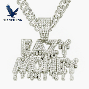 Collar de Hombre con Colgante Grande de Letra Inglesa, Estilo Hip Hop, con Incrustaciones de Diamantes de Imitación - Product Image 2