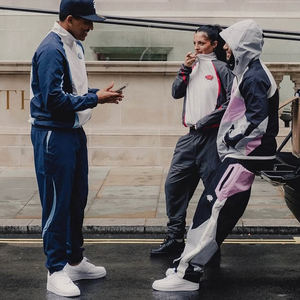 사용자 정의 남여 공용 윈드 브레이커 패션 운동복 남여 공용 폴리에스터 방수 집업 재킷 핑크 운동복 세트 나일론 럭셔리 운동복 - Product Image 5