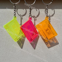 Neon Cassette Keychain Porte-clés découpés au laser Cassette Tape Charms Clous d'oreilles et boucles d'oreilles