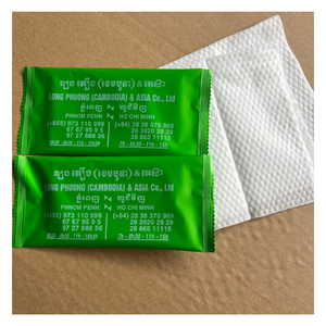 Lingettes nettoyantes humides à usage unique de qualité alimentaire Production rapide sans alcool OEM/ODM Emballage d'une seule pièce pour F & B - Product Image 1