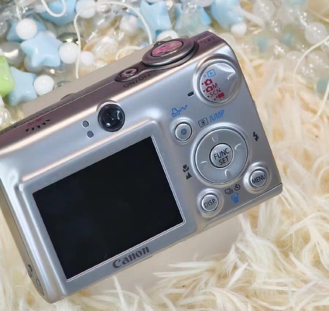Good Quality IXY DIGITAL 600 Small Camera Portable Original CCD Camera Mini Camera
