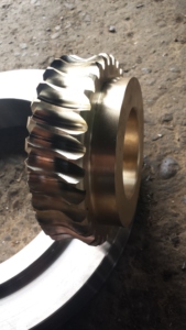 Engranajes de tornillo sin fin de envoltura doble de latón y cobre pequeños CNC de alta precisión personalizados - Product Image 4