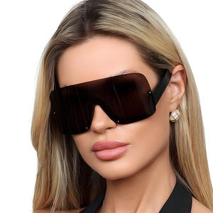 เทรนด์2025แว่นกันแดดทรงสี่เหลี่ยมโอเวอร์ไซส์ดีไซน์ Y2K แว่นกันแดดผู้หญิงแว่นตาวินเทจแนวสตรีมพังค์สุดหรูแว่นตาไร้ขอบสำหรับเล่นกีฬาชิ้นเดียว - Product Image 3