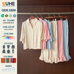 ชุดนอนผู้หญิง SUHE ผ้าวิสโคส 100% ทอเนื้อนุ่ม ใส่สบาย แขนระบาย แขนยาว คอวี ปิดด้วยเชือกผูก สีพื้น เหมาะสำหรับฤดูร้อน - Product Image 2