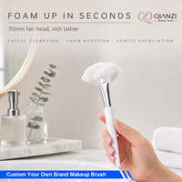 Brosse nettoyante faciale en forme d'éventail, brosse à mousse pour le lavage du visage, pour le nettoyage quotidien et l'application de mousse