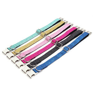 Venta al por mayor personalizado Collar de perro mascota mediano pequeño de lujo ajustable de nailon brillante brillo hebilla de metal Collar de perro mascota para perros - Product Image 4