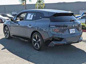 <span class=keywords><strong>BMW</strong></span> <span class=keywords><strong>IX</strong></span> XDrive50 SUV 2024 Usato in Ottime Condizioni - Product Image 2