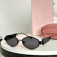 Lunettes de soleil unisexes en métal à monture carrée, verres polarisés dégradés UV400, miroir PC rose pour activités de plein air – Vente en gros