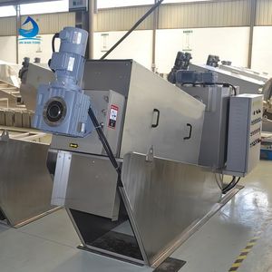 Prensa <span class=keywords><strong>de</strong></span> tornillo mini extrusora para espesamiento <span class=keywords><strong>de</strong></span> lodos industriales y <span class=keywords><strong>de</strong></span> plantas, filtro <span class=keywords><strong>de</strong></span> extrusión para tratamiento <span class=keywords><strong>de</strong></span> aguas residuales <span class=keywords><strong>de</strong></span> refinerías, ahorro <span class=keywords><strong>de</strong></span> agua, <span class=keywords><strong>5</strong></span>-650 kgds/h - Product Image 2