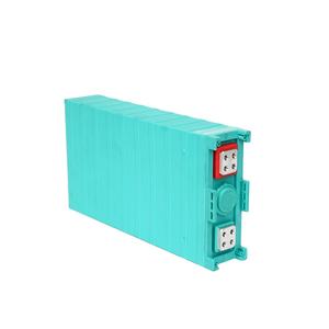 Le batterie agli ioni di litio Premium 3.2v 100ah 200ah 300ah sono utilizzate nei sistemi di energia solare - Product Image 2