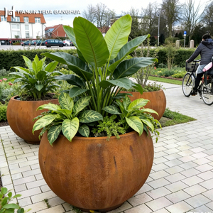Jardinières suspendues en <span class=keywords><strong>acier</strong></span> Corten et jardinières d'extérieur en <span class=keywords><strong>acier</strong></span> Corten, <span class=keywords><strong>acier</strong></span> résistant aux intempéries ASTM A242 avec finition <span class=keywords><strong>rouille</strong></span> - Product Image 2