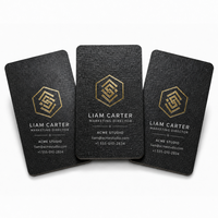 Cartes de visite personnalisées en papier nacré noir avec logo hexagonal en feuille d'or, couleur anthracite profond, de luxe, de qualité supérieure, design élégant