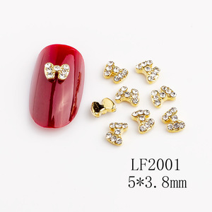 Nouveaux strass pour nail art, cadeau <span class=keywords><strong>Saint</strong></span>-<span class=keywords><strong>Valentin</strong></span>, breloques pour <span class=keywords><strong>ongles</strong></span> en forme de cœur creux et nœud d'amour, décorations d'<span class=keywords><strong>ongles</strong></span> 3D en alliage DIY, romantiques - Product Image 2