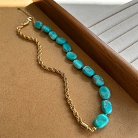 Collier élégant en turquoise naturelle avec perles et chaîne torsadée plaquée or, collier ras-du-cou épais, bijoux directement de l'usine