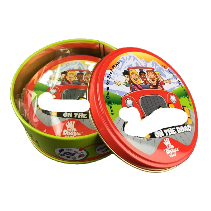 В дороге портативная точечная игра с забавными символами и изображениями