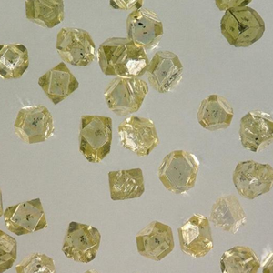 Diamants monocristallins à faible friction Diamant monocristallin à octaèdre cubique de 400/500 mailles pour fenêtres optiques - Product Image 2