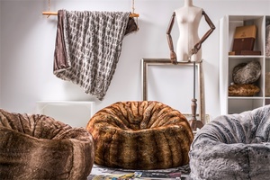 New arrivals multicolor furniture winter luxury giant <strong>faux</strong> <strong>fur</strong> bean bag chair foam filling <strong>beanbag</strong> - Product Image 5