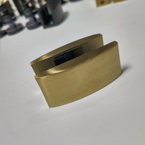 Guida Tradizionale in Nylon per Ferramenta Porte Scorrevoli in Vetro per Ville - Product Image 5