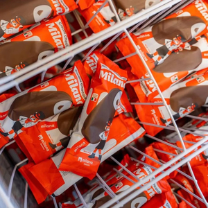 OEM Chocolate Coated Ice Cream Bar Crispy Layers Milk Gelato Rich Chocolate Flavor Frozen Dessert Factory Direct Supply - Product Image 2