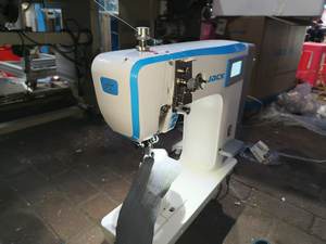 Máquina de Coser de Base Plana Jack S5-A-91C con Rodillos Sincronizados para Cuero y Materiales Gruesos, Nueva S5 con Mesa, Precio - Product Image 3