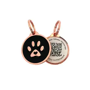 Tag identificativi personalizzati con nome di animale domestico Tag personalizzati con codice NFC QR vuoto