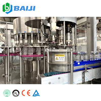 Ligne de production de remplissage et d'embouteillage d'eau minérale purifiée entièrement automatique à petite échelle de 350 ml