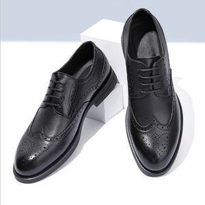 Nuove <span class=keywords><strong>Scarpe</strong></span> Eleganti da Uomo Bullock in Pelle Intagliata con Lacci, Stile Britannico Coreano, Traspiranti, Casual, per Cerimonie e Matrimoni - Product Image 2
