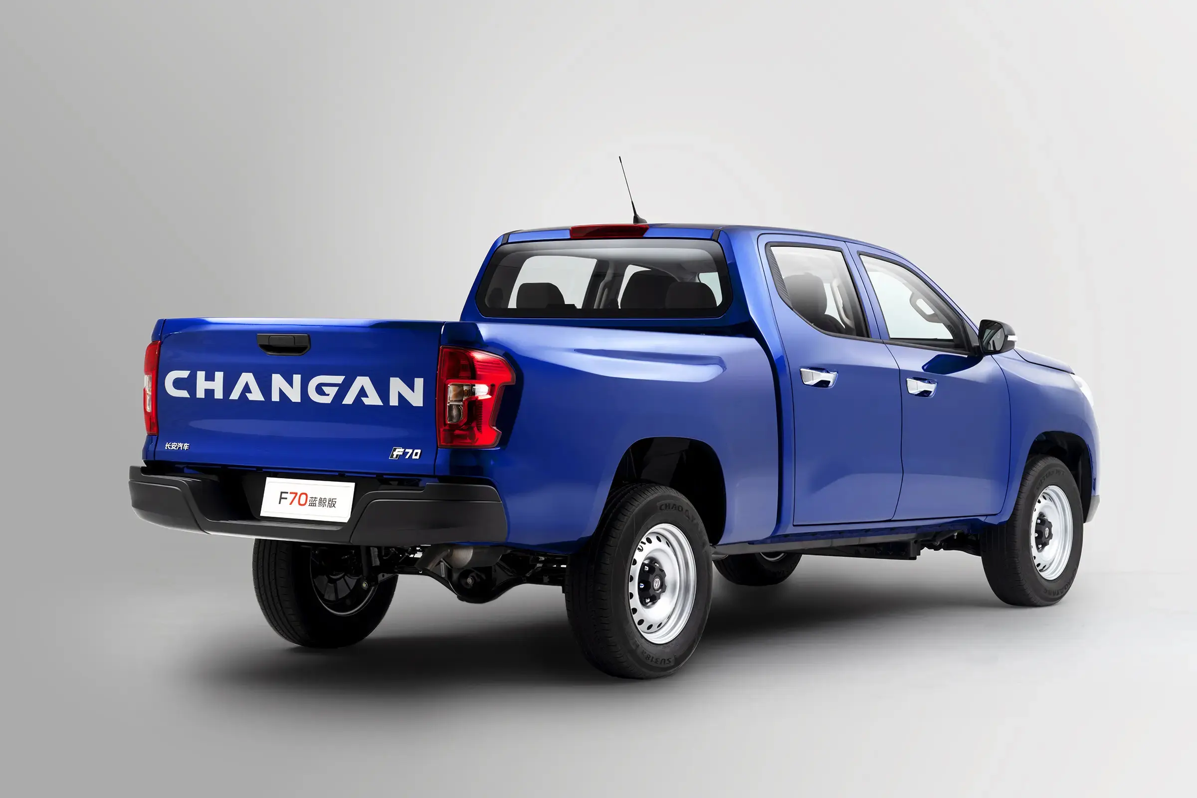 2024 đôi CABIN 4x4 DIESEL Xăng 5 chỗ ngồi 2 hàng mini đón xe tải changan F70 Whale Hunter Pickup Truck để bán