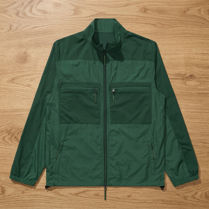 Veste décontractée zippée pour homme en toile verte imperméable et coupe-vent, col montant, pour activités sportives en extérieur, collection automne, avec logo frontal - Product Image 2