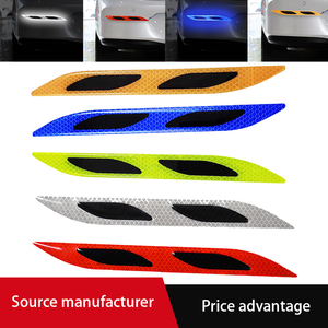2 Piezas de Cintas Reflectantes Autoadhesivas Impermeables para Parachoques de Coche, Cintas de Advertencia de Seguridad, Pegatinas Reflectantes, Accesorios para Coche - Product Image 2