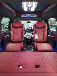 Vente en gros d'usine OEM Hipoint GT-M9 Siège de voiture personnalisé haut de gamme en cuir/plastique éponge, modifiable pour Toyota - Product Image 1