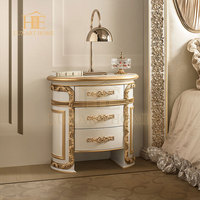 Ensemble de meubles de chambre à coucher de luxe à Foshan, Guangzhou, lit king size rococo doré de luxe sculpté sur bois