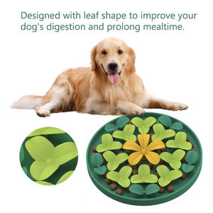 Muestra suave, todo en uno, antideslizante, comedero lento para mascotas, tazón para perros, alfombrilla para lamer mascotas, tazón de comida para perros de silicona de grado alimenticio - Product Image 4