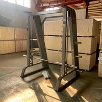 Équipement multifonctionnel de musculation pour la gym : Power Rack et Machine Smith multifonctionnelle