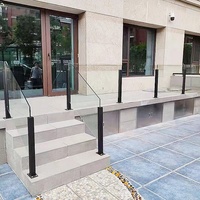 Système de balustrade moderne en acier inoxydable sans cadre en verre - Installation facile, sécurité maximale, durabilité pour balcon, hôtel, appartement