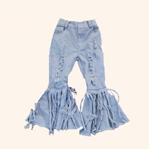 Pantalones de Mezclilla de Alta Calidad para Niñas, Pantalones Acampanados con Borlas y Agujeros, Estilo Boutique - Product Image 3