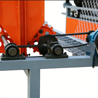Machine à clôture en treillis métallique entièrement automatique HouHong HH en acier inoxydable avec moteur à engrenages/à roulements PLC pour treillis cyclonique de 2 à 4,5 mm