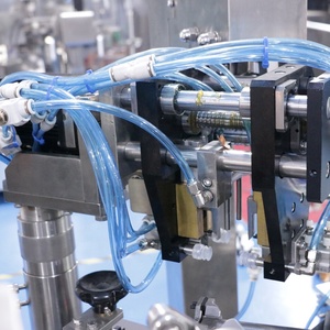 Voll automatische Verpackungs maschine für Tiernahrung 8-Stationen-Reißverschlussbeutel-Füll versiegelung maschine Kombination waage Multifunktion waage - Product Image 2