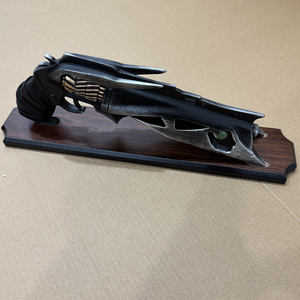 Modèle de pistolet en résine Destiny Exotic Thorn 36 cm 0,95 kg - Product Image 6