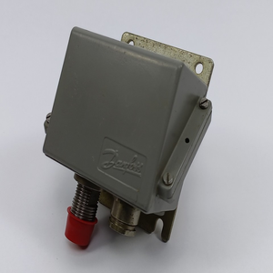 Transmisor de Presión Danfoss 084G2104 EMP2 Disponible en Stock - Product Image 1