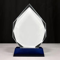 Trophée en forme de tour de cristal de sublimation claire en gros avec MH-NJ0688 de base bleue