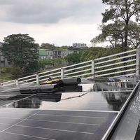 Robot de nettoyage de panneaux solaires pour toits plats et inclinés jusqu'à 30,1° °   Vivre pour les grands angles de vue