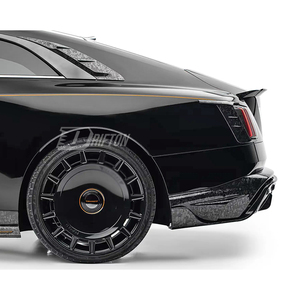 Cadre de feux arrière en fibre de carbone sèche style Spectre MSY pour Rolls Royce Spectre - Product Image 3