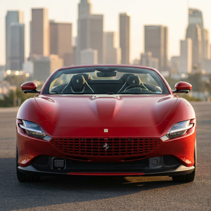 Producto TOP: Ferrari Roma-Spider 2024 Usado en Perfectas Condiciones, Motor V8 Twin-Turbo de 612 hp, Listo para Usar - Product Image 4