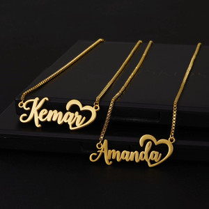 Collier plaqué or 18K Le premier bijou personnalisé en acier inoxydable avec chaine en forme de cœur pour collier de femme - Product Image 5