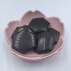 Láminas Magnéticas Hexagonales 32x28x6mm, Imán Pasivo de Piedra Bian Negra para Aplicaciones de Separación - Product Image 3