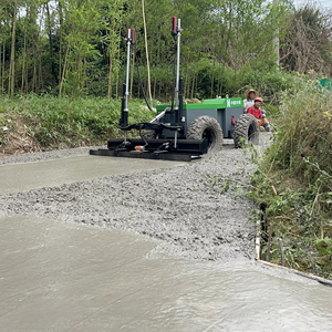用于混凝土找平，零排放，远程控制，OEM服务的电动激光整平机机器人 - Product Image 1