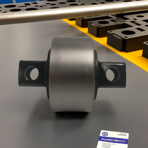 Pedido a granel para el nuevo 55542-Z2004 Torque Rod Bush Acero y caucho para el uso del remolque del camión VOLVO - Product Image 1