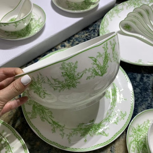 New Product European Luxury Bone China Charger Plate Green Porcelain 41pcs Dinner <b>Set</b> - Product Image 4